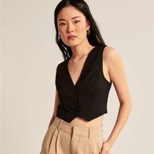 Abercrombie and Fitch Cropped Satin Black Vest Size Large